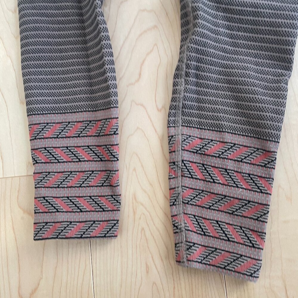 Beyond Yoga Leggings, Unique textured pattern!